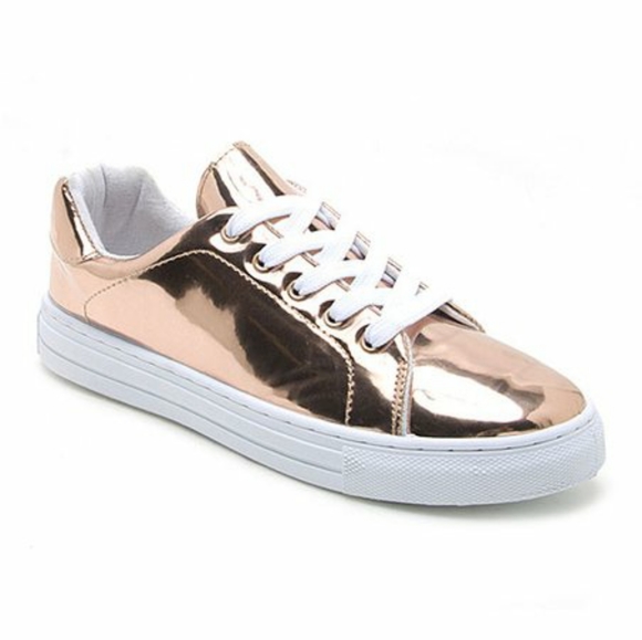 NEW! QUPID ROSE GOLD METALLIC LACE UP FASHION SNEAKERS SIZE 7 - Picture 4 of 6